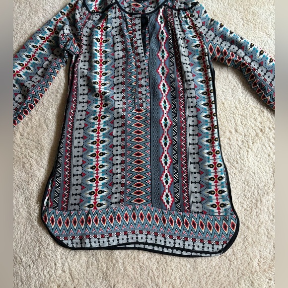 Tolani XS MULTI SILK SHIFT TUNIC DRESS. - Picture 2 of 5